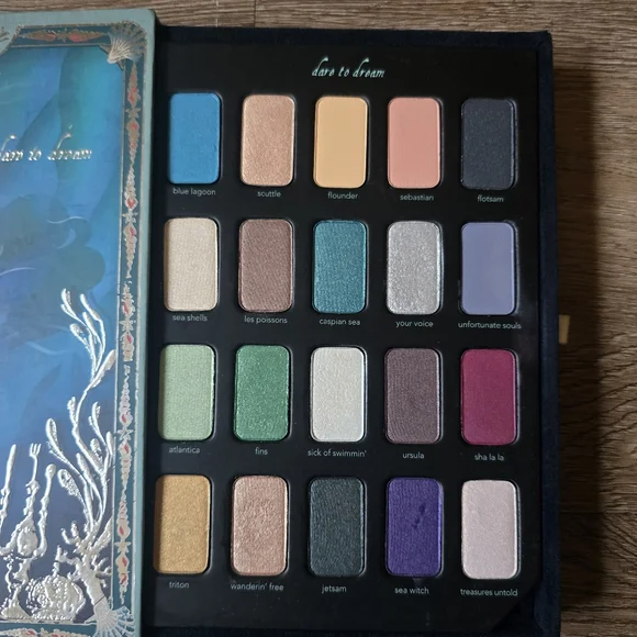 Sefhora Colorful Eyeshadow Palette - Picture 3 of 7